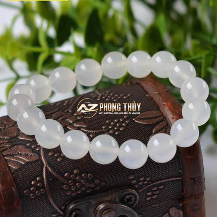 Vòng tay đá mã não trắng cho người mệnh kim